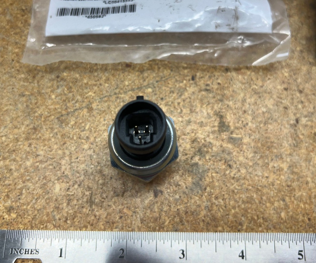 ICP Injector Pressure Sensor for International. # 450582 Ref.# 1830669C92