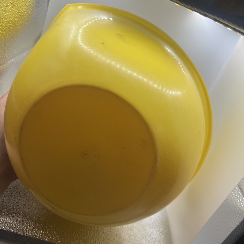 Teardrop Yellow Nesting Mixing Bowls (4)