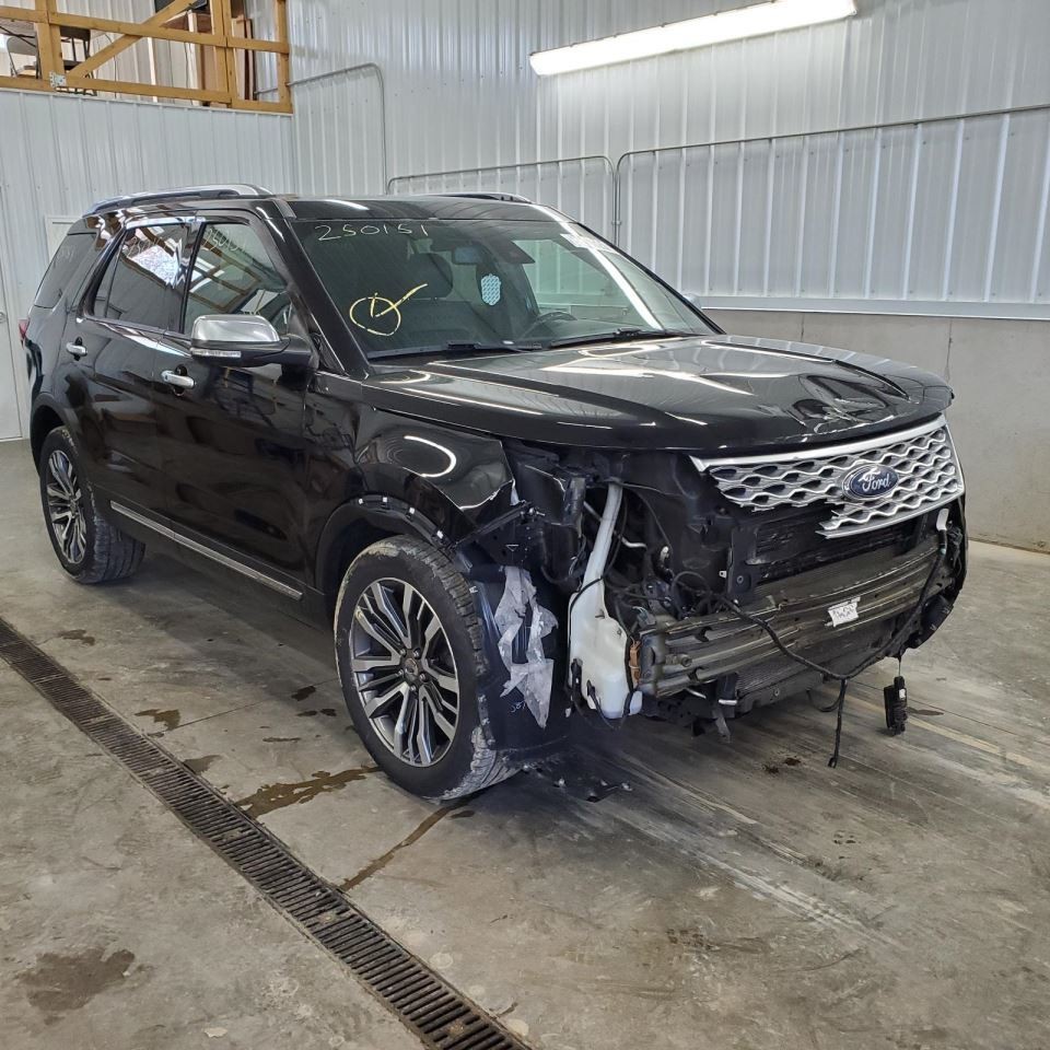 Camera/Projector Camera Front Fits 16-19 EXPLORER 1076118