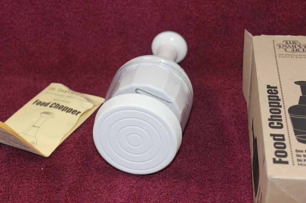 Pampered Chef Food Chopper # 2585