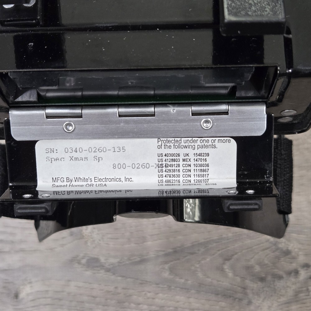 White's Electronics Spectrum XLT Metal Detector