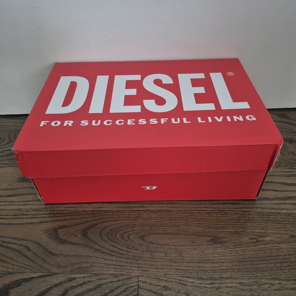Diesel - Red Logo EMPTY Airspeed Shoebox - Good Condition