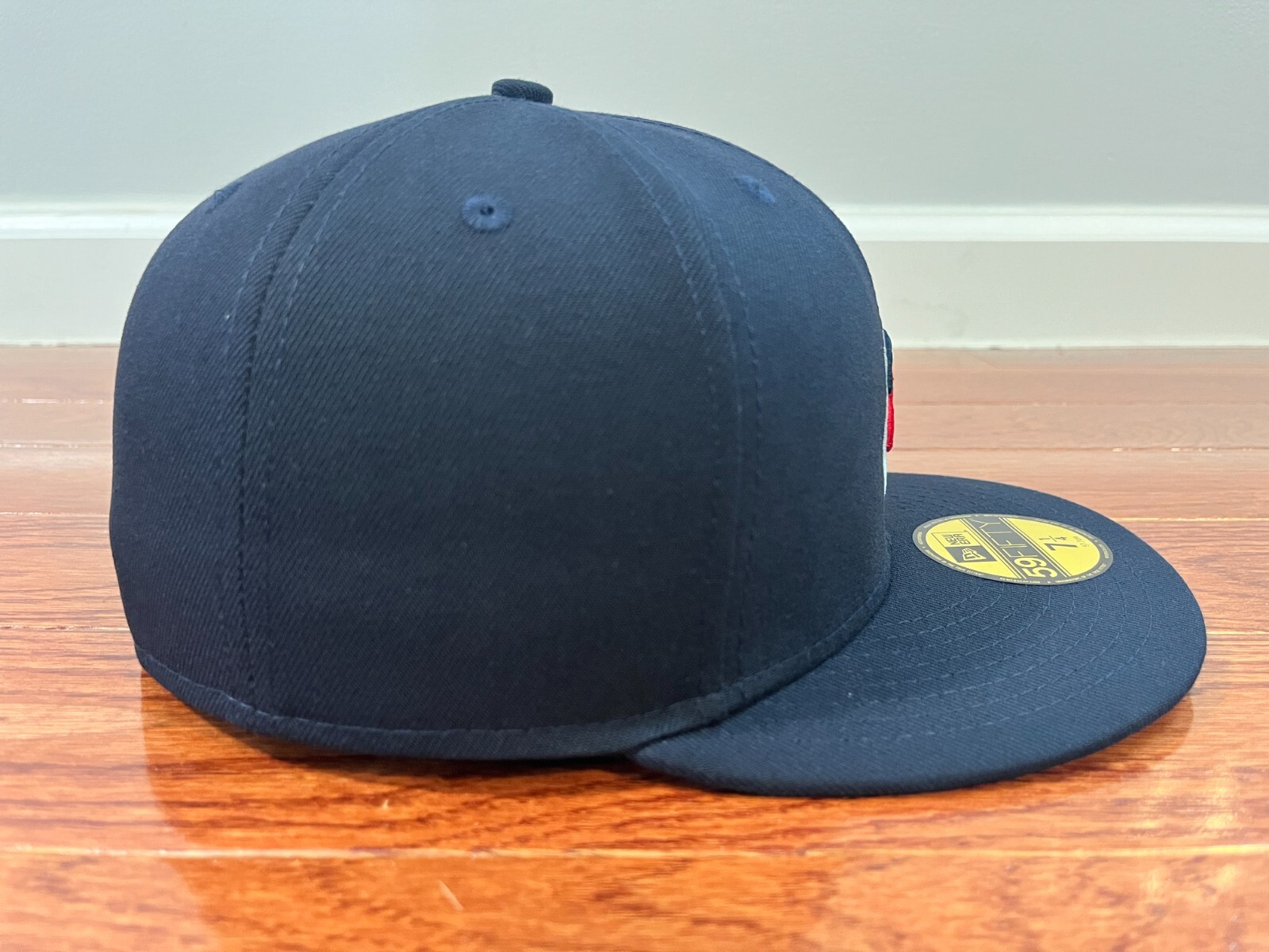 Cleveland Indians MLB Chief Wahoo Authentic on field New Era 59Fifty Hat - Navy