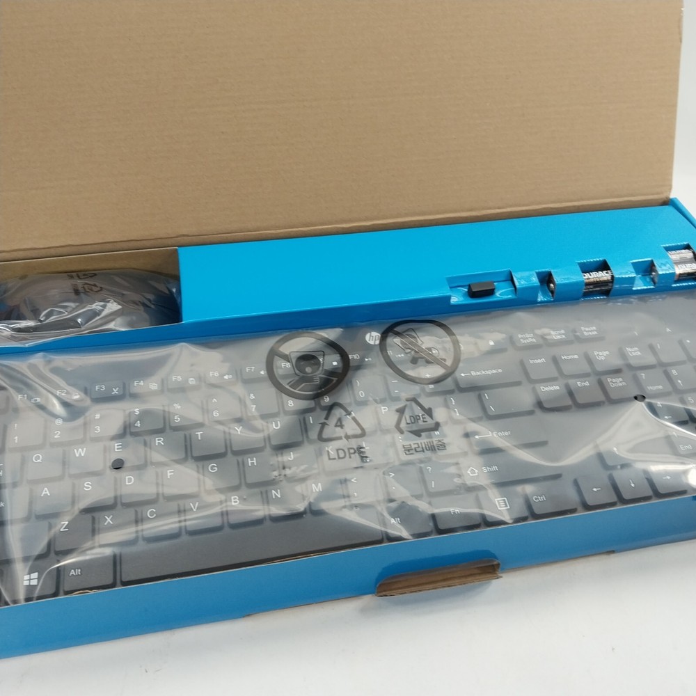 HP 230 Wireless Mouse and Keyboard Combo