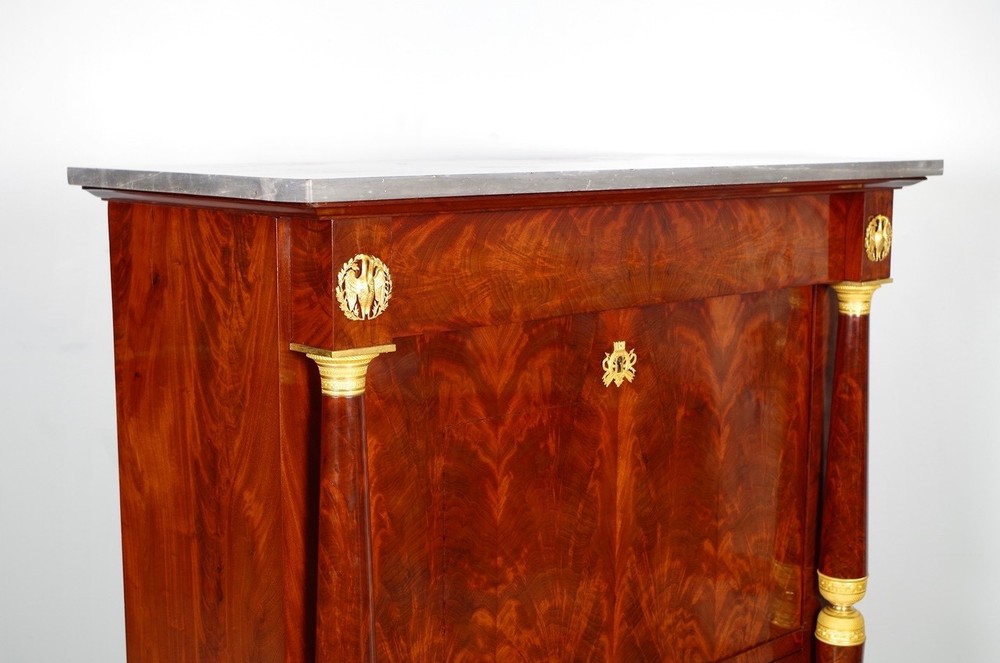 Empire Era Secretary