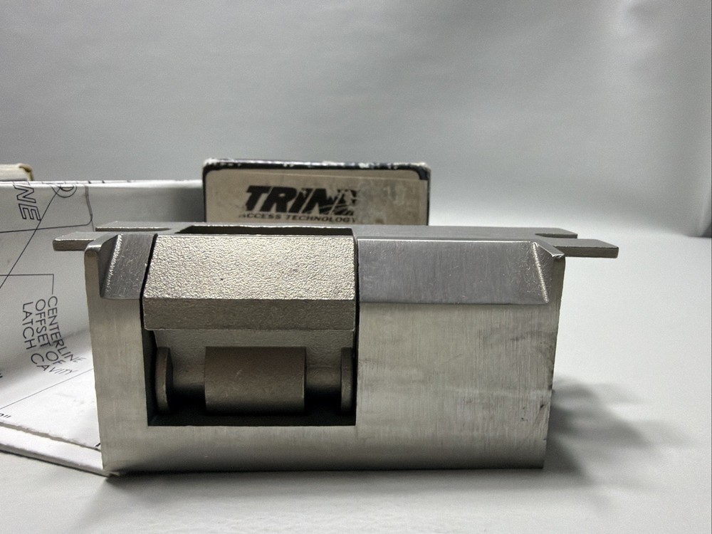 Trine EN435 24DC 32D RH Electric Strike
