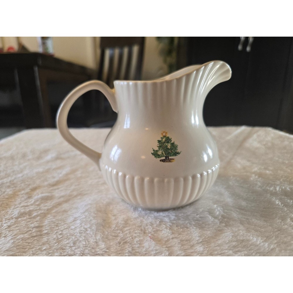 Wicklow Vale Ireland Small White Pitcher Christmas Tree