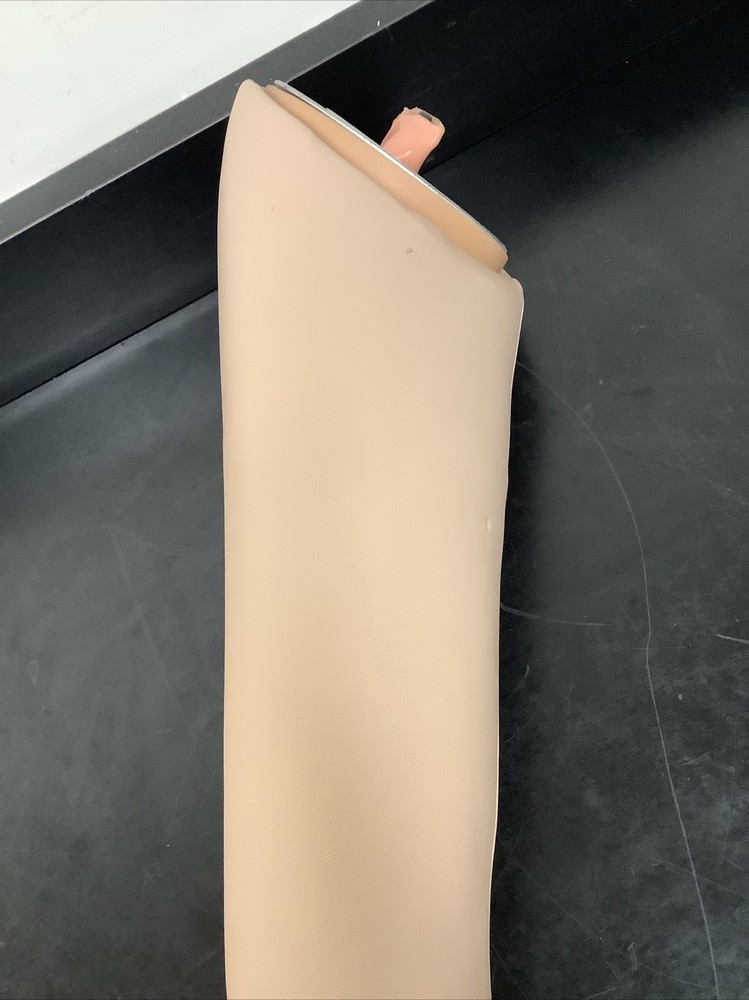 Laerdal Sim Man Manikin Leg