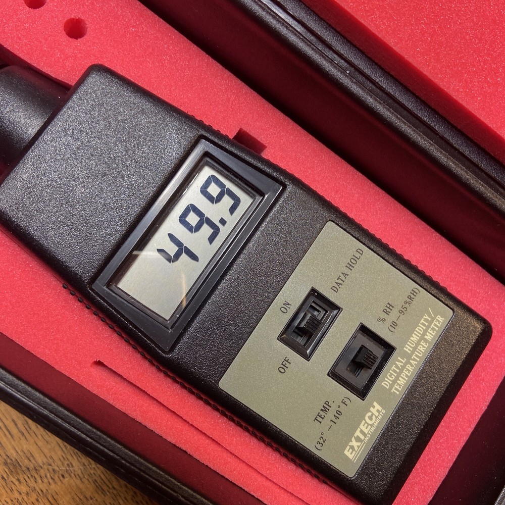 Extech Instruments Co. Digital Humidity / Temperature Meter New