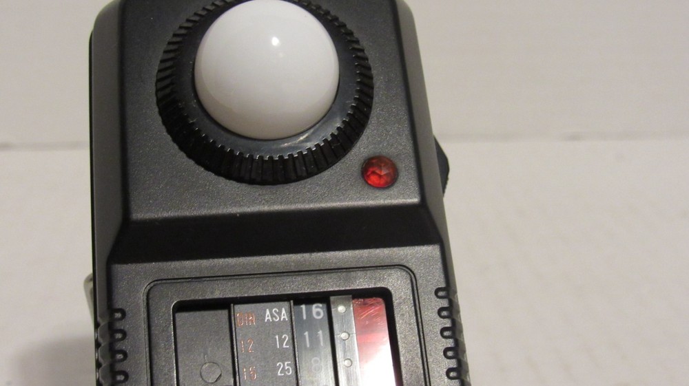 Spiratone Multi Range Flash Meter With Case And Instructions VIntage Flash Meter