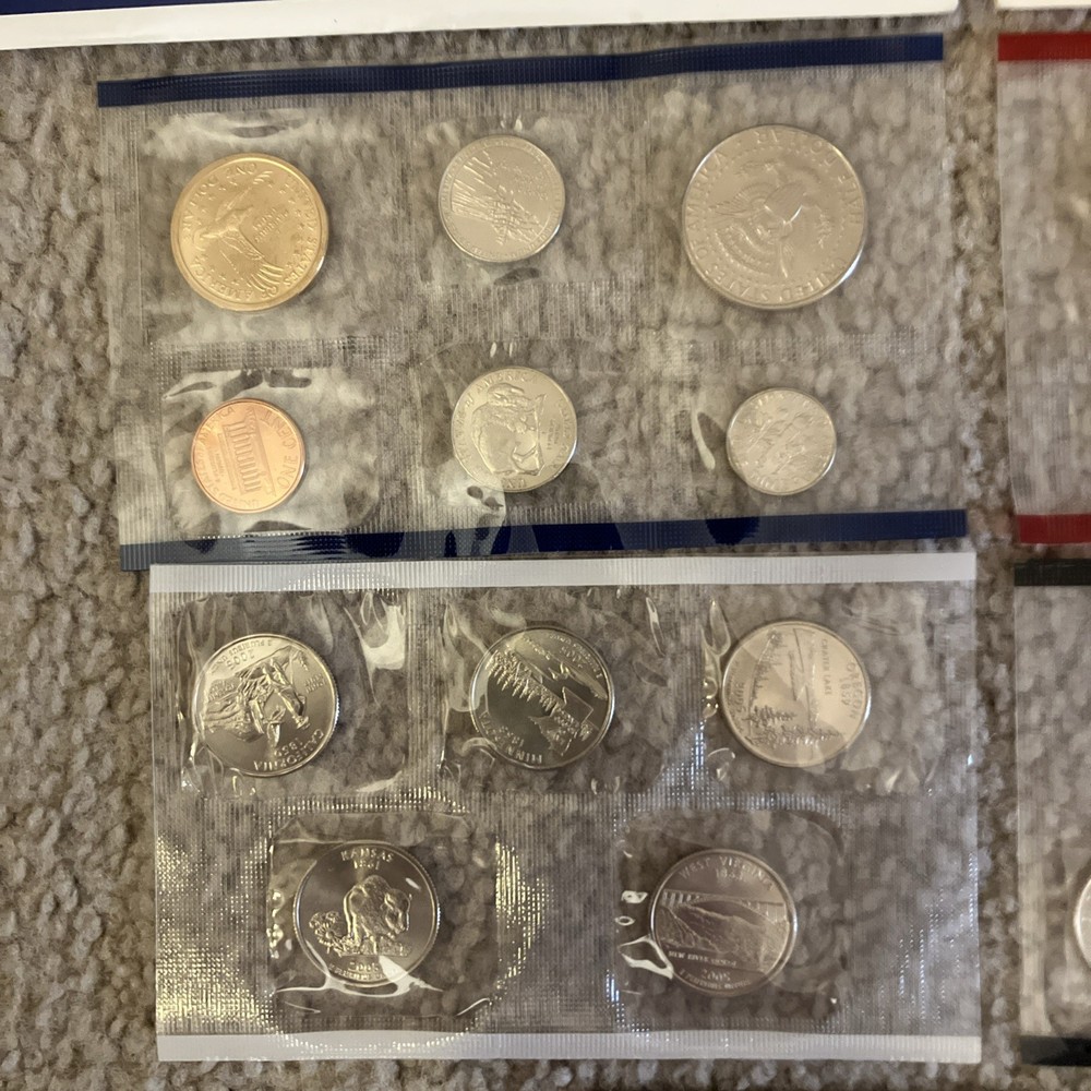 2005 US Mint Uncirculated Coin Set, P&D, 22 Coins, COA