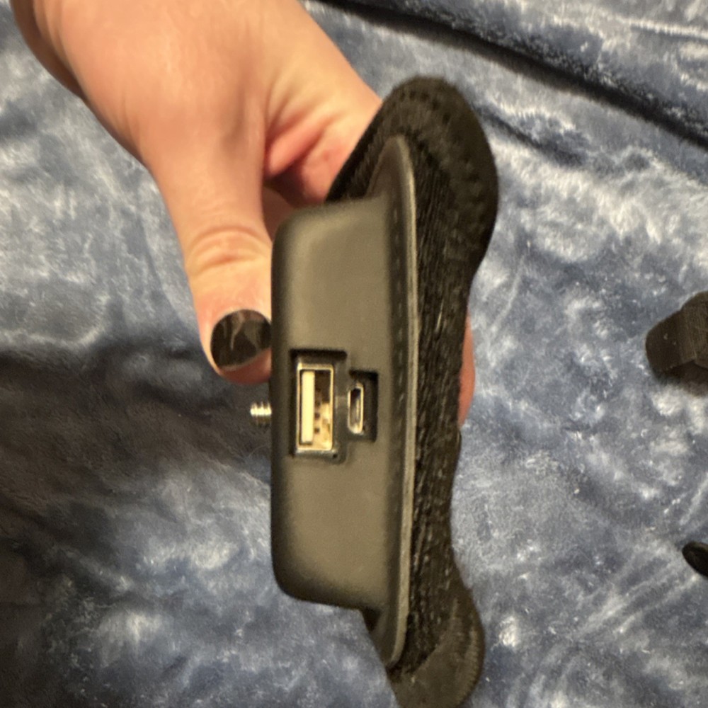 Black Tracker Strap Set with USB 3.0 Hub for VR Headset and Controller