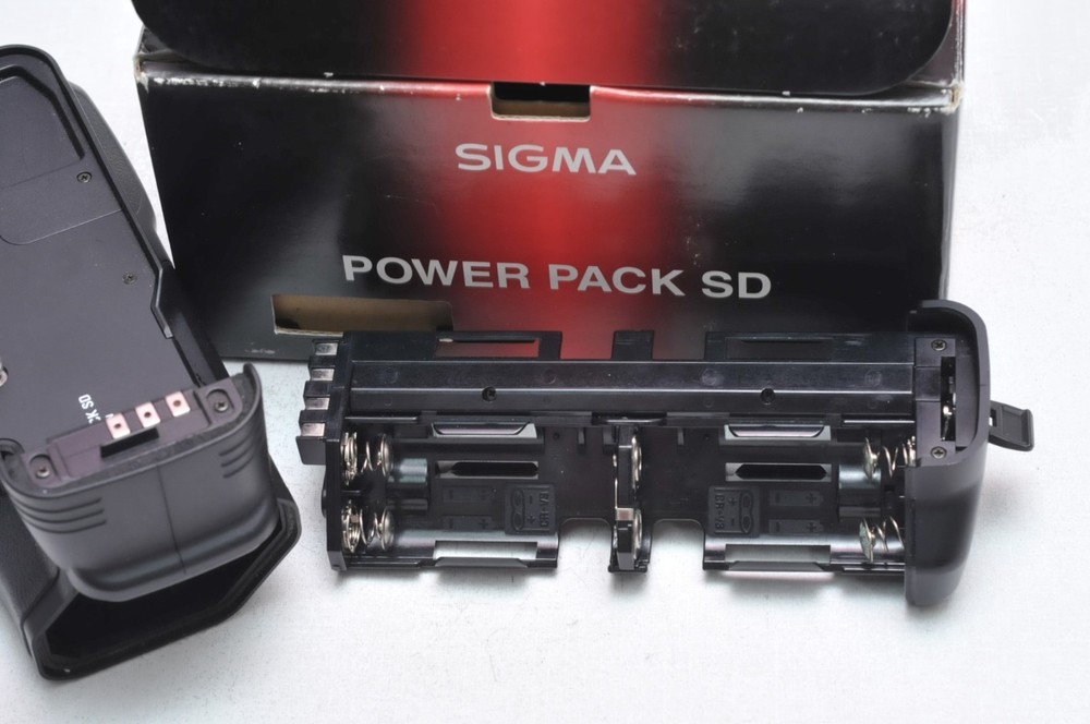 Sigma Battery Pack (Power Pack SD) for SD9 SLR Digital Camera Body