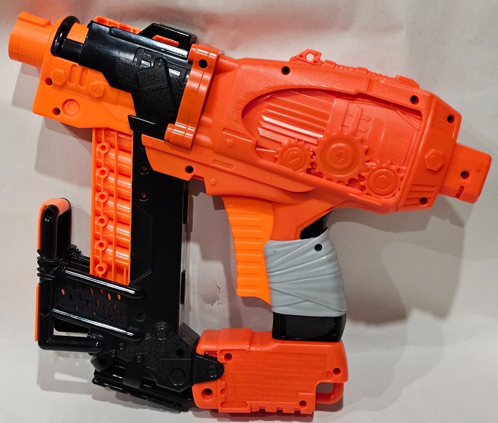 NERF Nailbiter Zombie Strike Toy Blaster