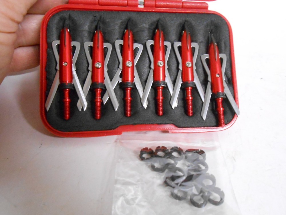 Rage expandable broadheads 100 grain, 6 pcs + Protective Case