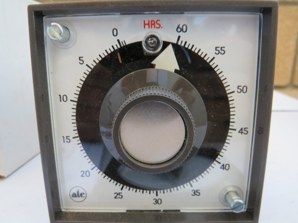 ATC timer control Reset Timer 30305E023A10PX 0-60 Hour Analog 305E GP