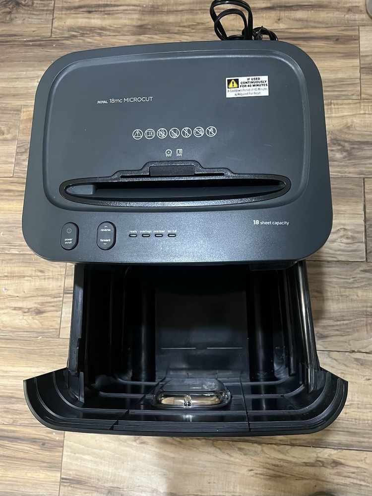 ROYAL 18MC CONSUMER MICRO-CUT SHREDDER- 18 SHEET SINGLE PASS 7.4 GALLON WASTEBIN