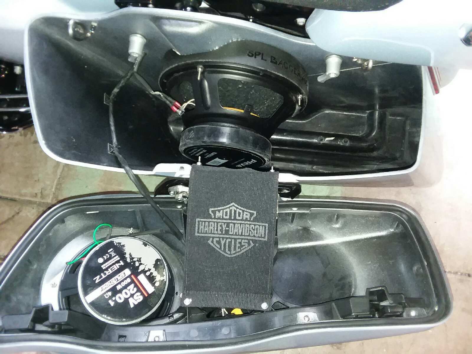 10" Harley Saddlebag MID-MOUNT Speaker Ring Adapters w/GRILLS 2014-2023