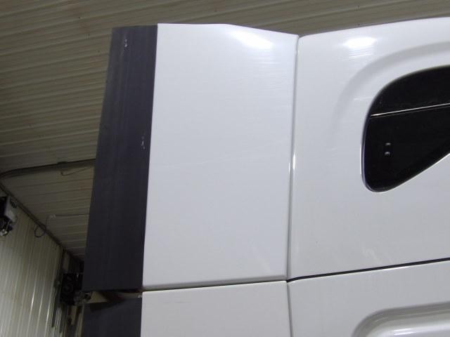 For 2014 FREIGHTLINER CASCADIA 125 SLEEPER FAIRING Right ,  MN