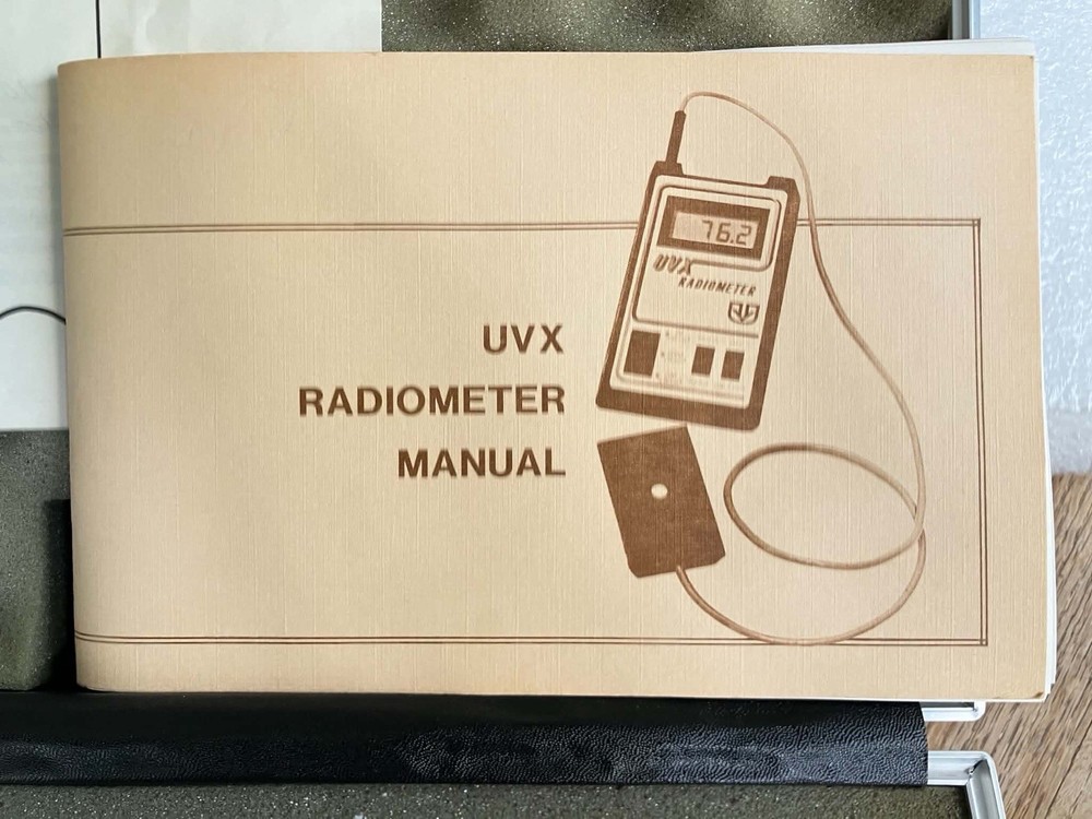 UVX Portable Digital Radiometer w/ UVX-25 Sensor & Case