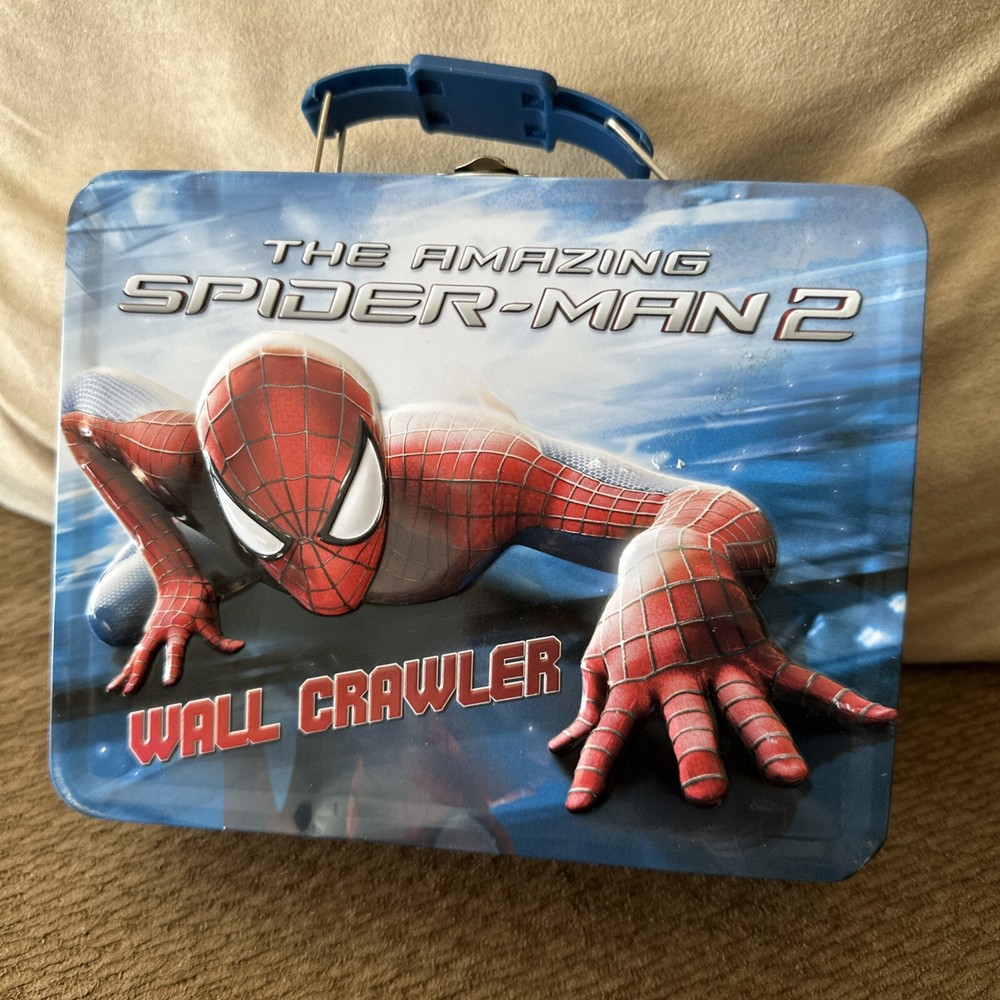Spiderman 3D Embossed Metal Lunchbox Marvel Comics “Wall Crawler”