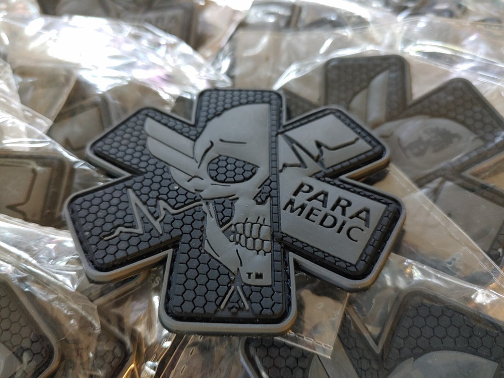 SCULL PARA MEDIC   3D PVC PATCH - BLACK/GRAY