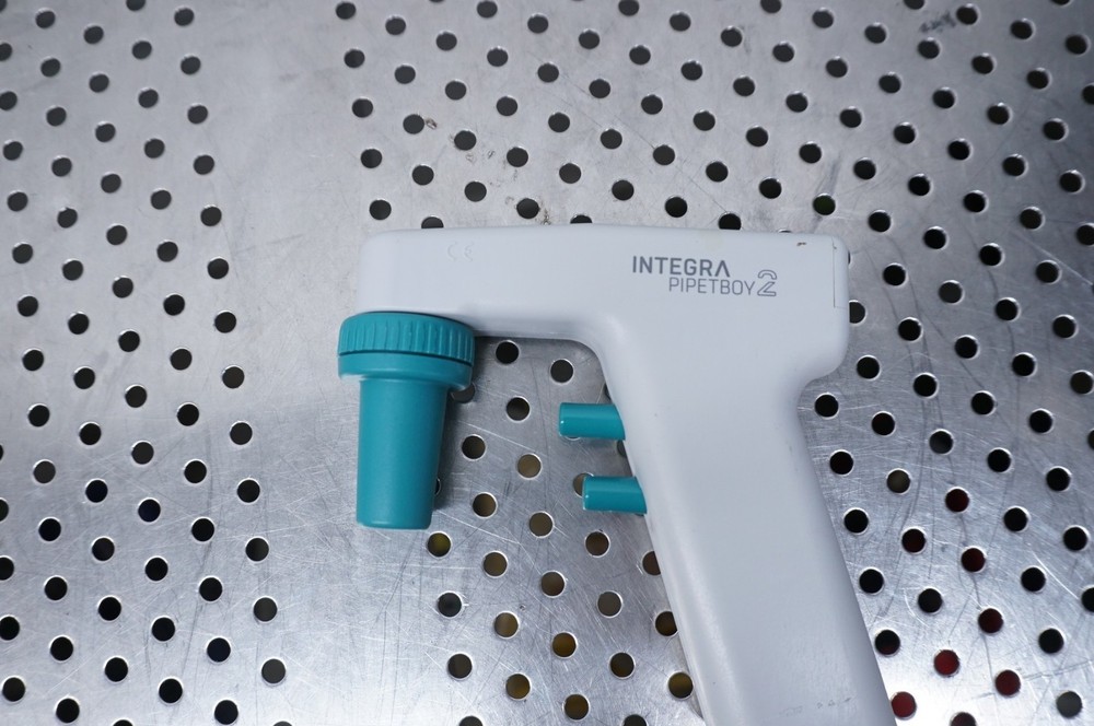 Integra Pipetboy 2 Pipette Controller