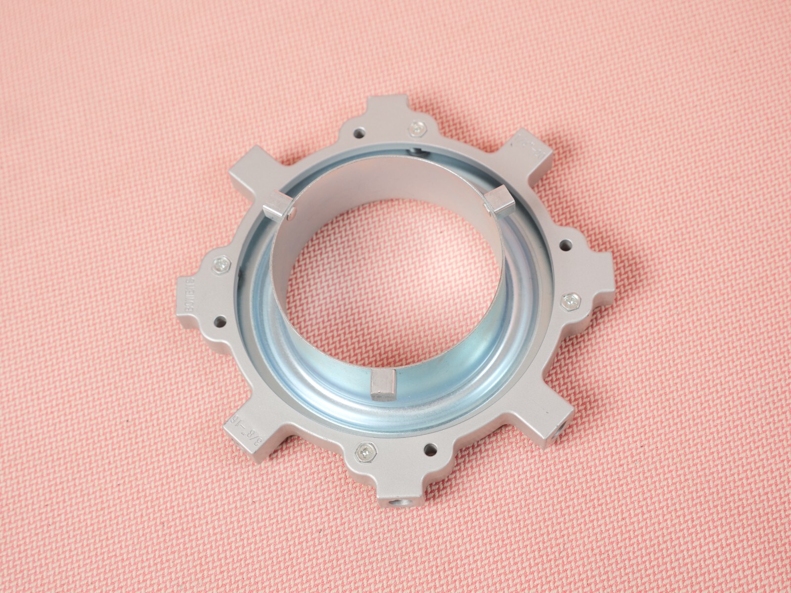 Bowens Lumiair Universal Flash Modifier Adaptor Ring with Bowens Mount Adapter