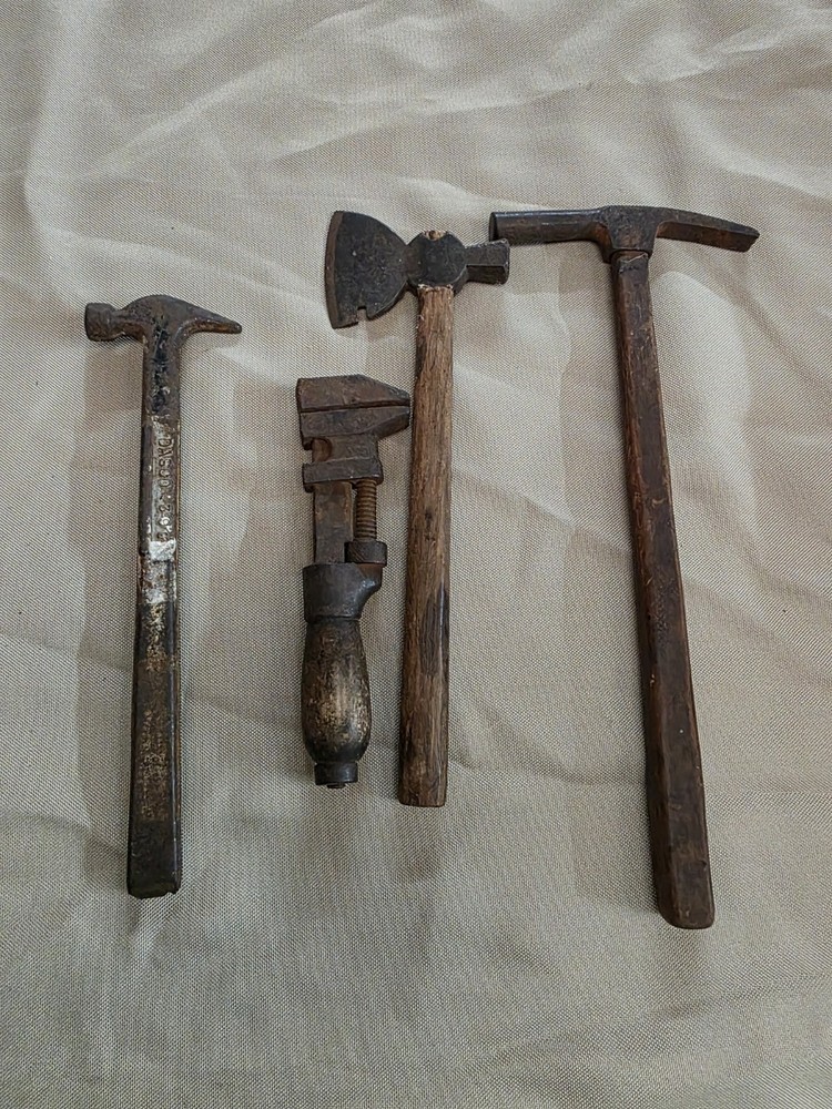 VINTAGE MINI TOOLS DASCO CRATE HAMMER HATCHET MONKEY WRENCH