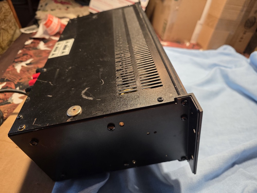 QSC Model 1200 2-Channel Power Amplifier