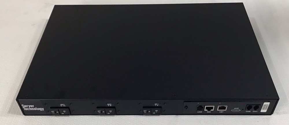 Server Technology CWG12H1-NC Switched Rack PDU