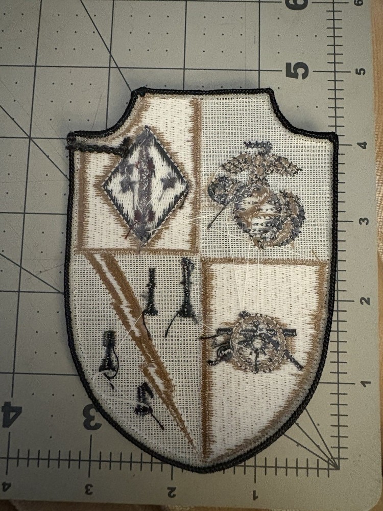 USMC 5th Battalion, 11th Marines Patch Iron On/Sew On