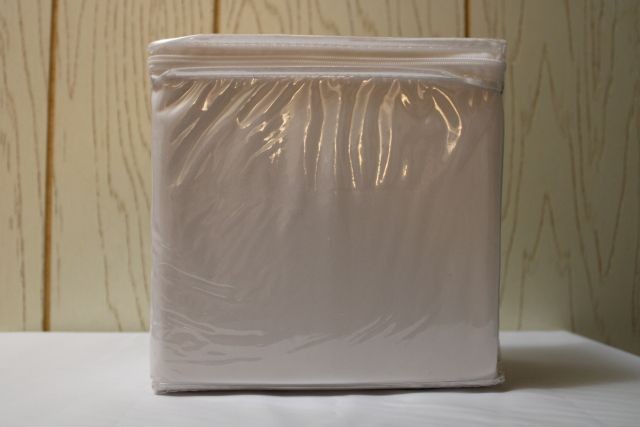 Jersey Mattress Protector by Weekender - Full Size - New in Package
