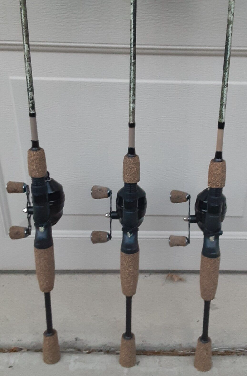 LOT OF 3 PROFISHIENCY CAMO SPINCAST MICRO REEL 6-FOOT / 2-PIECE ROD MED HEAVY