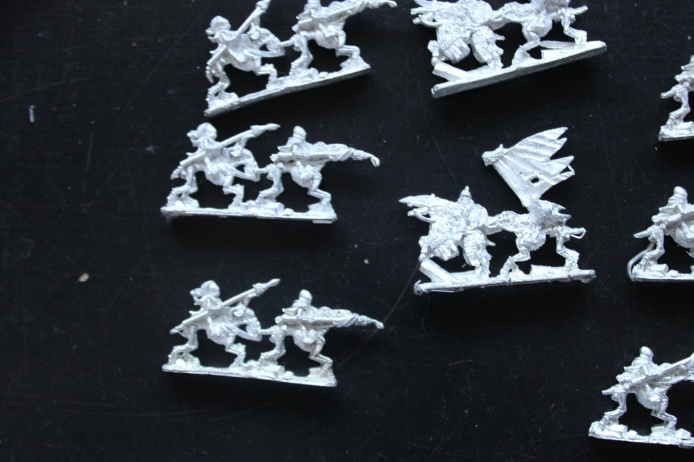 Warmaster: Undead Cavalry Regiment - Skeleton Warrior Lot