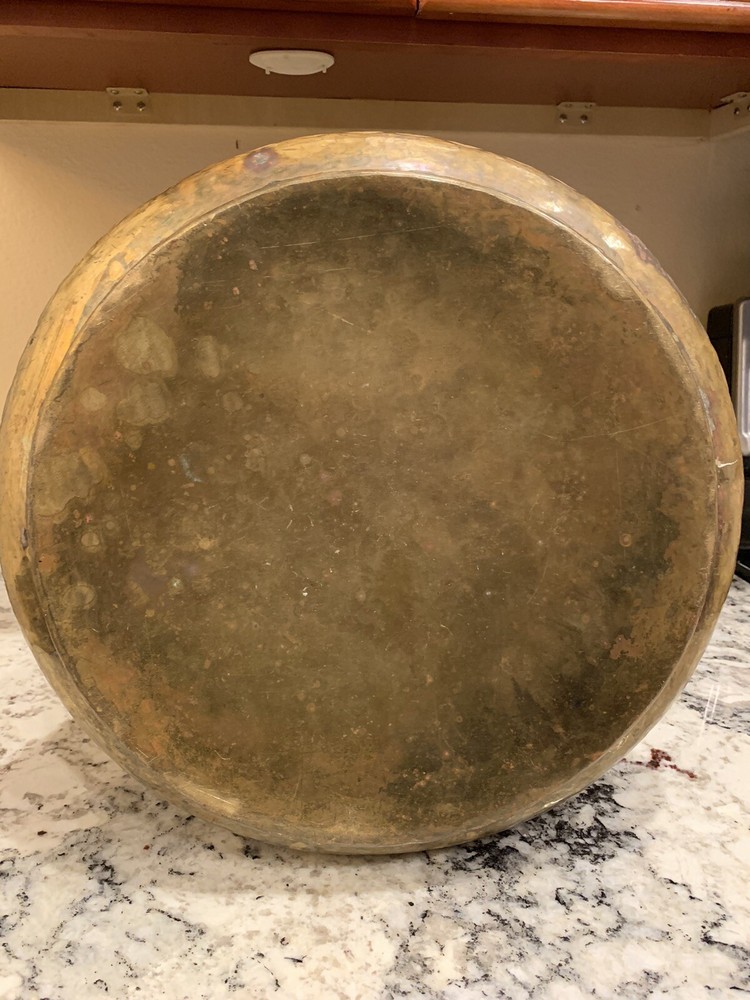 Middle Eastern bucket