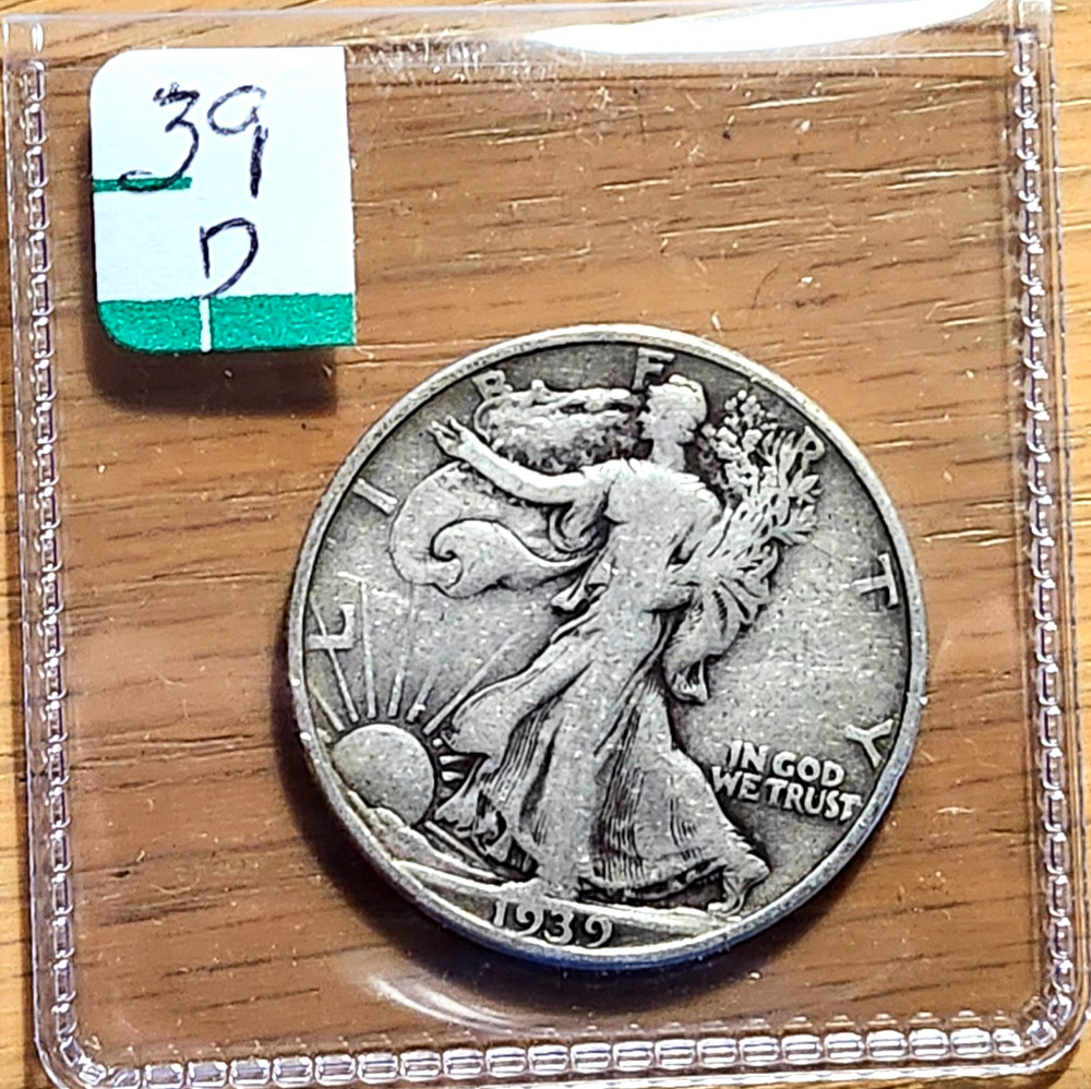 90% SILVER 39 D  WALKING LIBERTY HALF