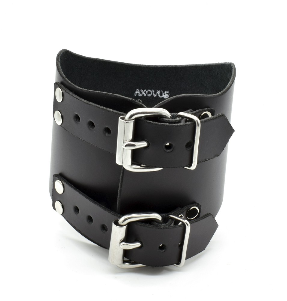 Leather Posture Bondage Collar by Axovus