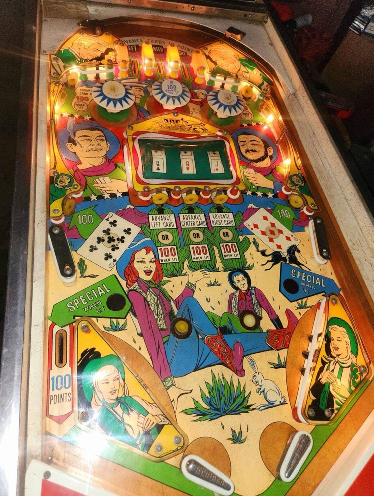 William Full House Pinball Machine