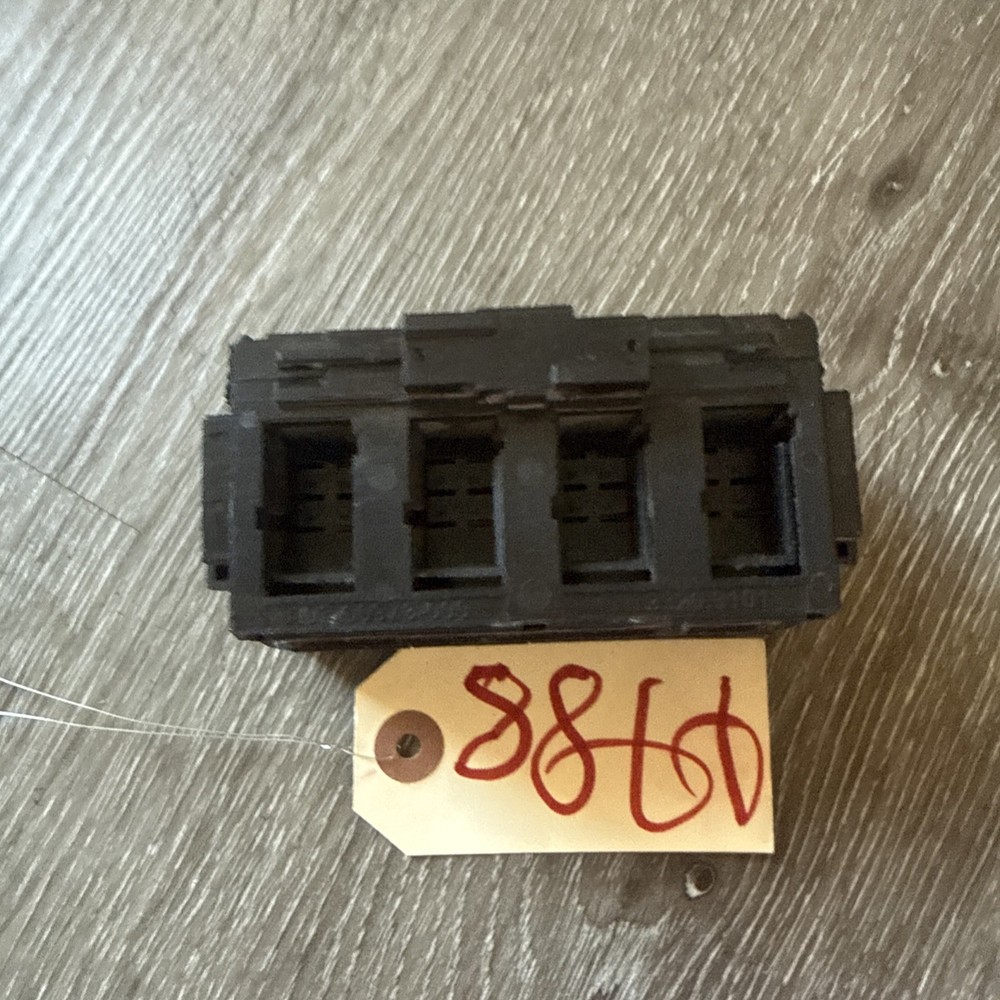 Freightliner Cascadia Dash switch- P/N: A06-60973-000