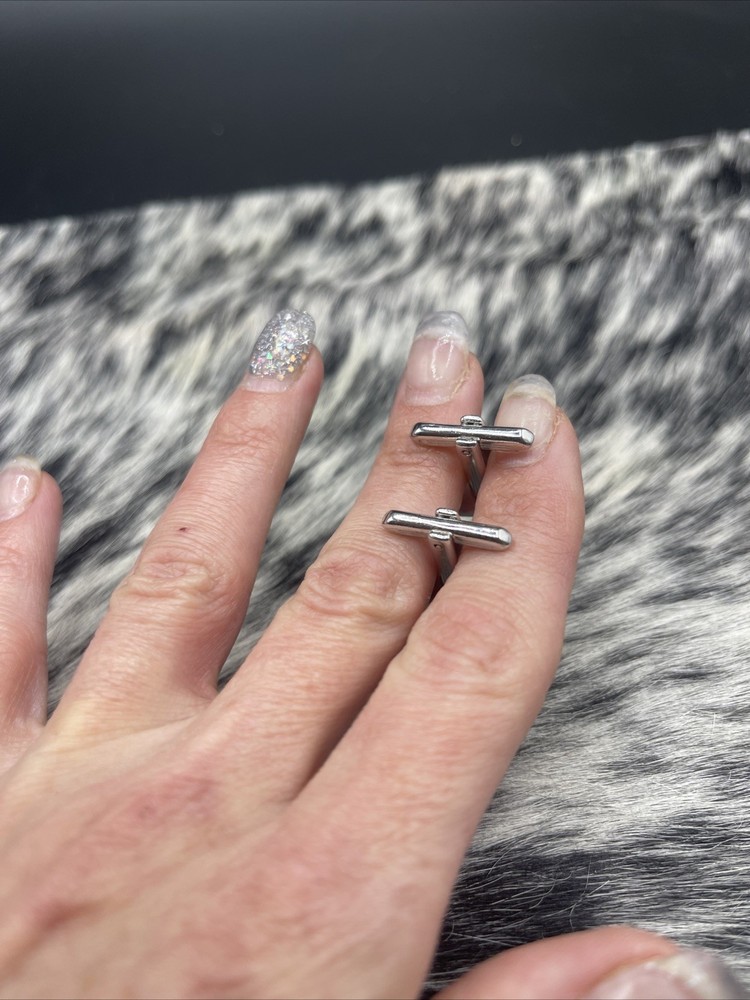 Stunning Silvertone Vintage Cuff Links #Q37