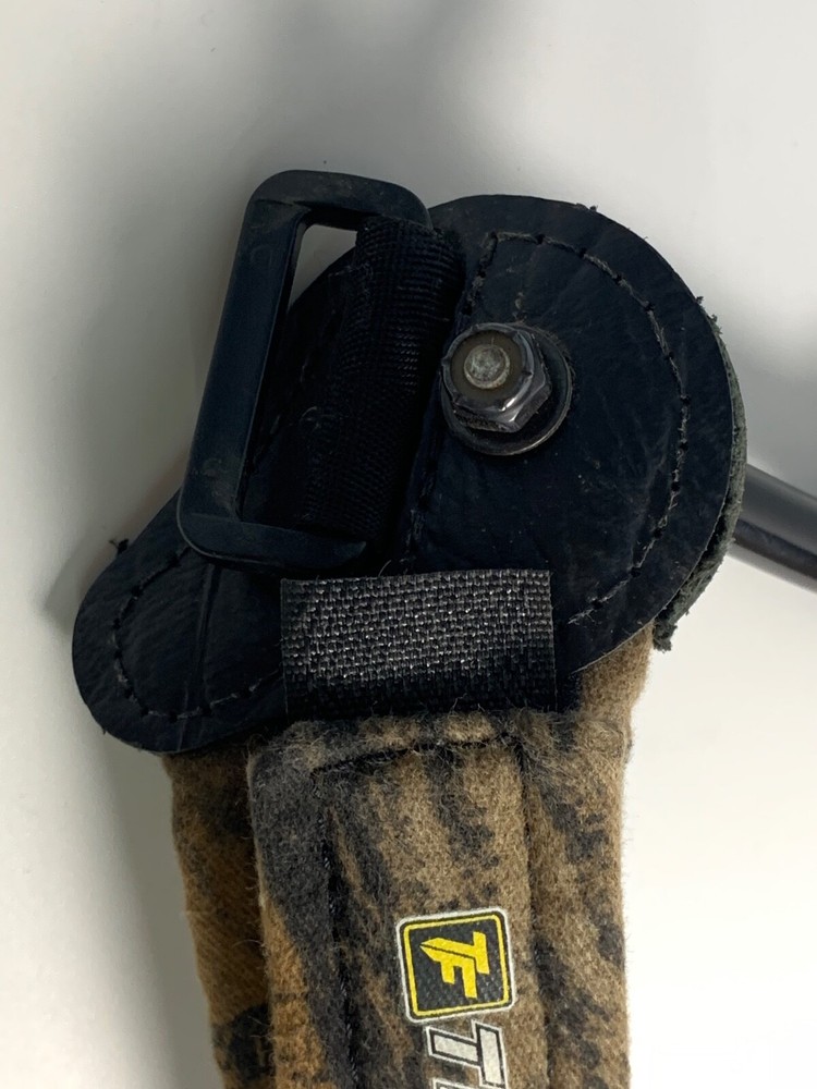 Tru-Fire Bow Release Adjustable Buckle Wrist Strap Camo Tru Fire