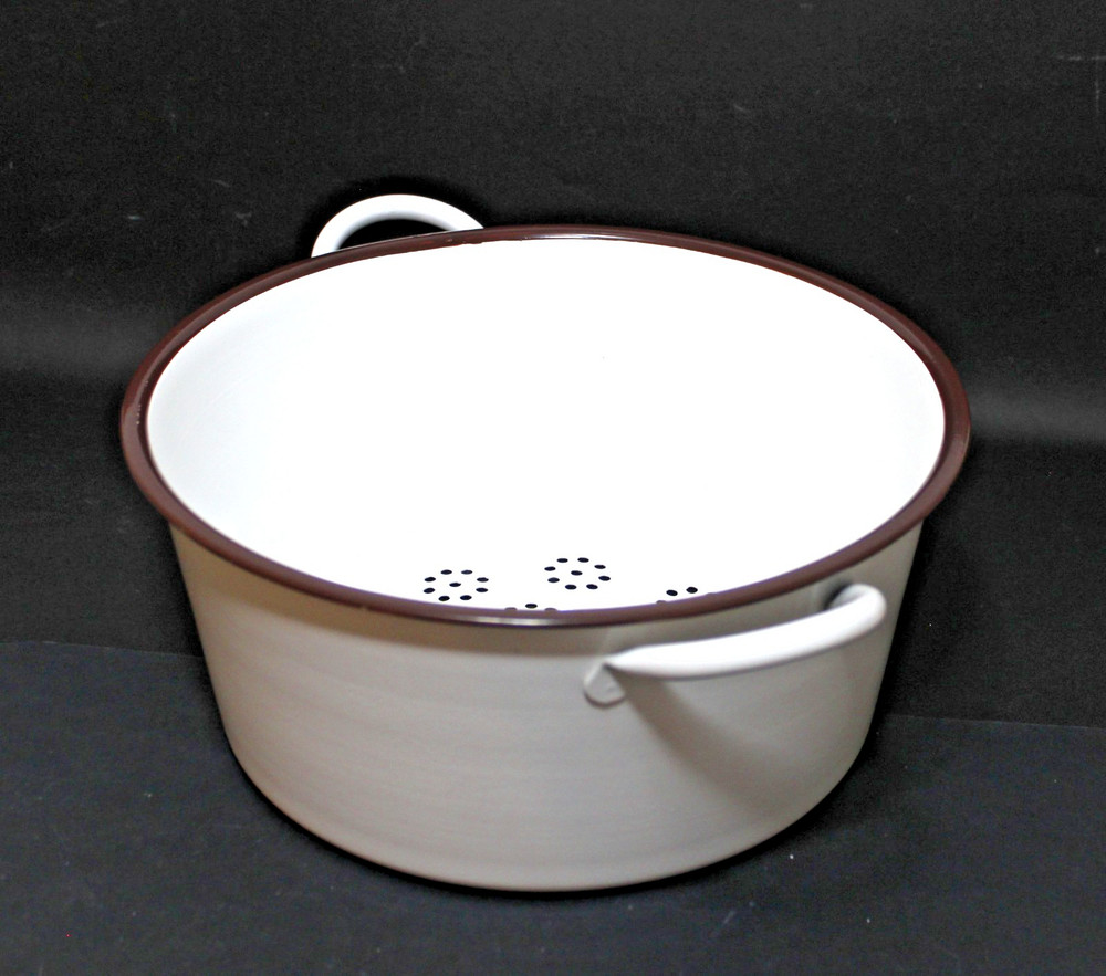 White Enamelware Colander Pan Round with Handles Magnolia Bakery