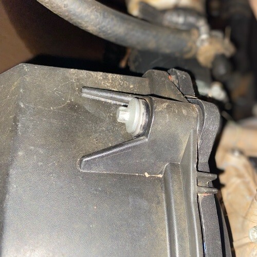 Can-Am Outlander Renegade 500 650 800 Clutch Cover M6 Bolt 420440561 (SIX)