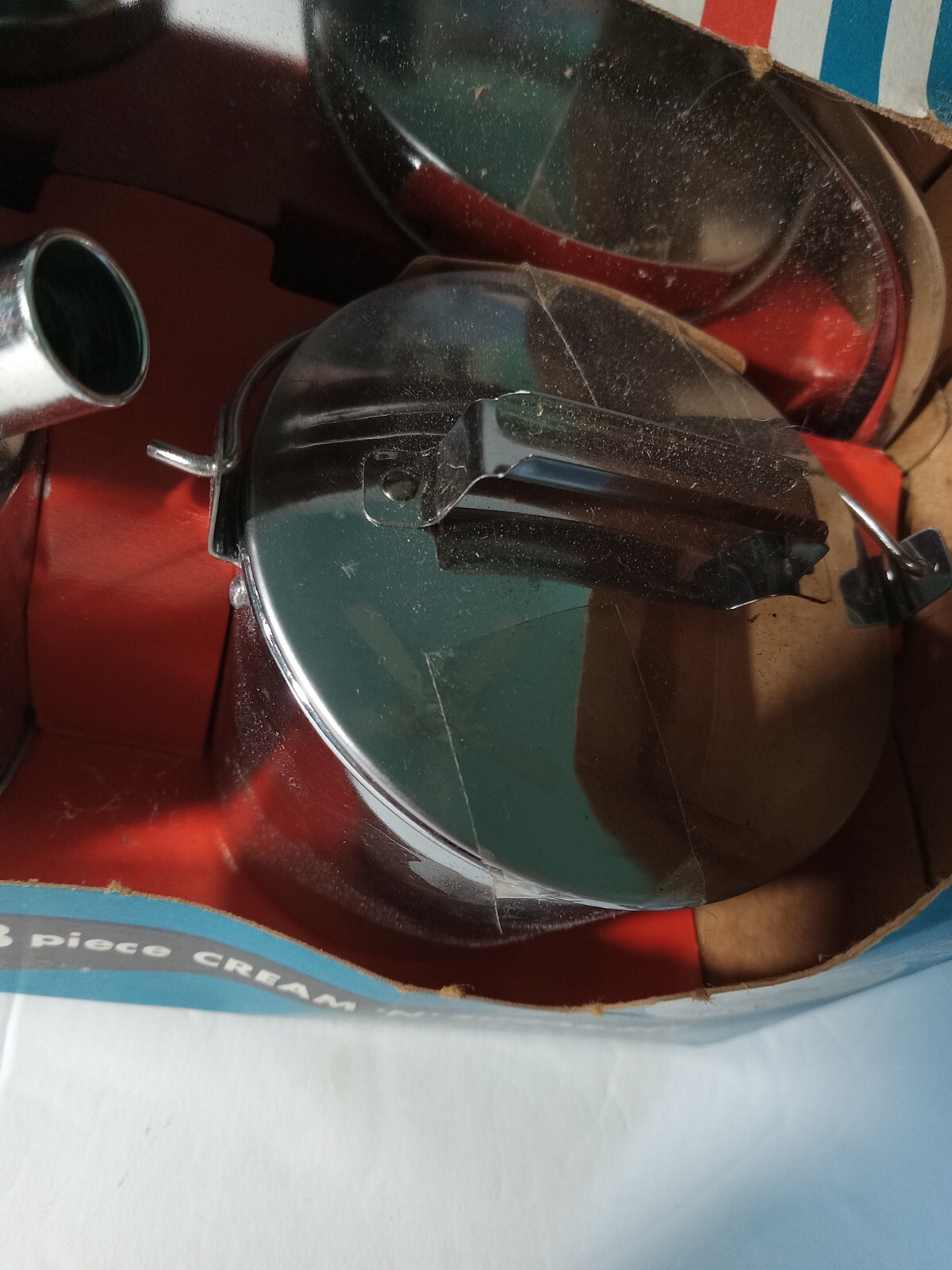 Vtg, Dairy Farmhouse Cream Sugar Set NOS Original Packaging Plated Chromed Steel