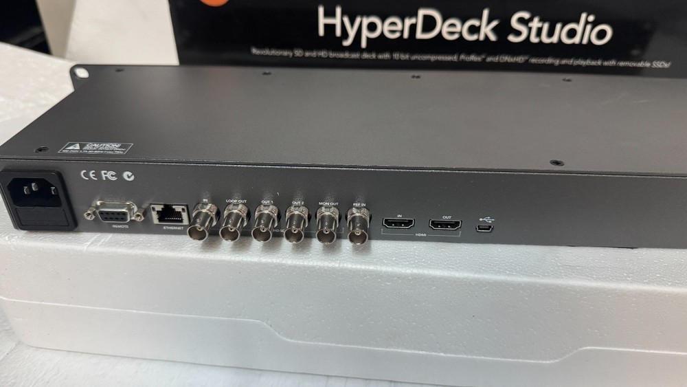 Blackmagic Design HyperDeck Studio 2