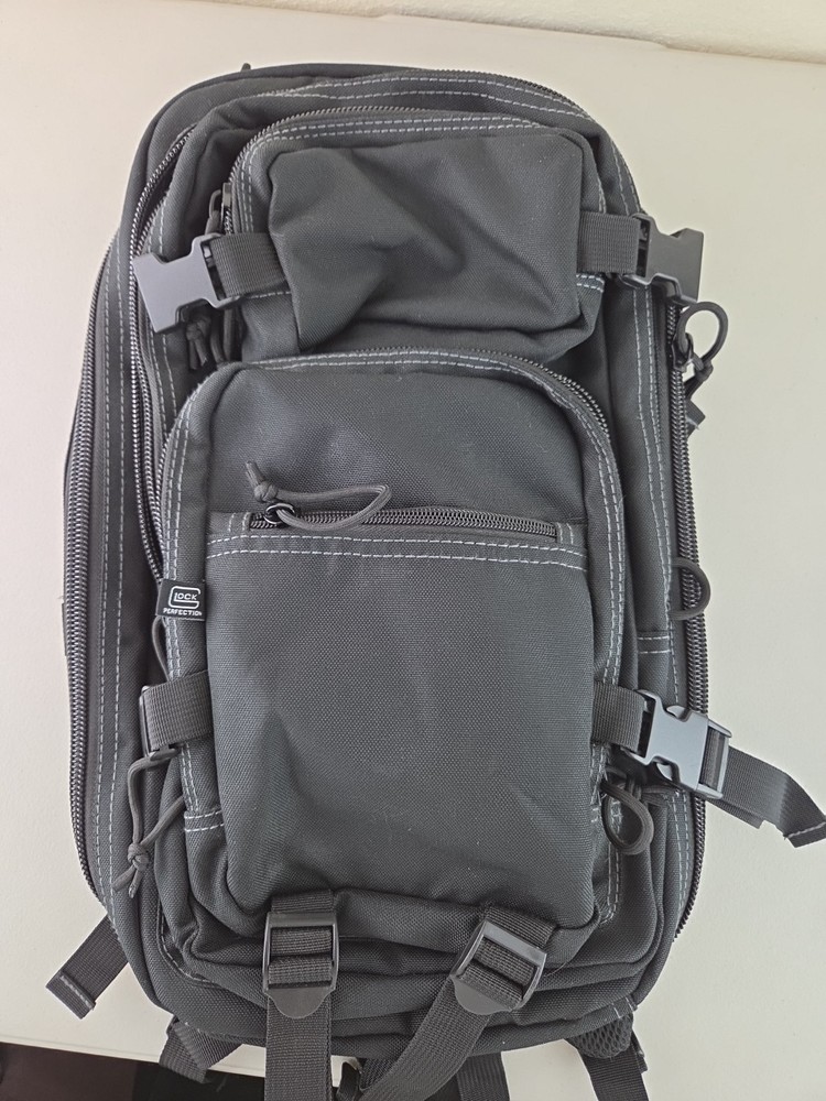 GLOCK Tactical Multi-Purpose BACKPACK 18L.  Black