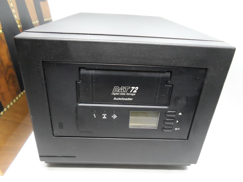 Quantum DDS5 DAT72 72/6 External Autoloader Drive CDL432LWEF TD8200-801