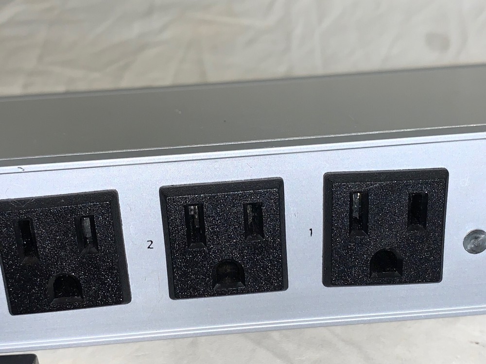 BayTech RPC-2 Rack Mount 1U 6-Outlet Remote Power Control Unit PDU