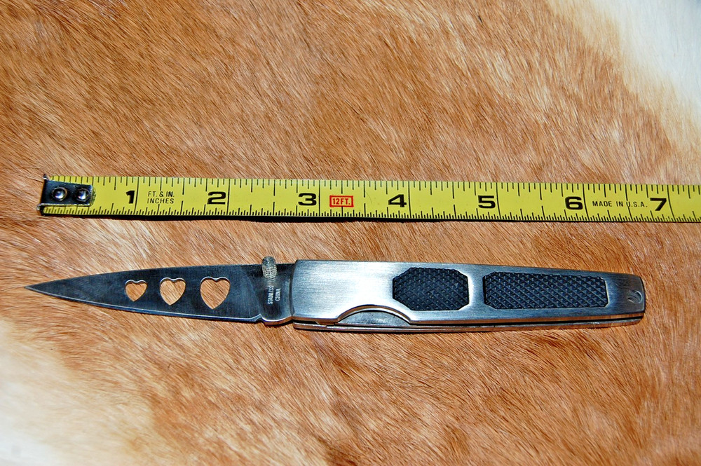 Three Heart EDC Liner Lock Pocket Knife - NEW